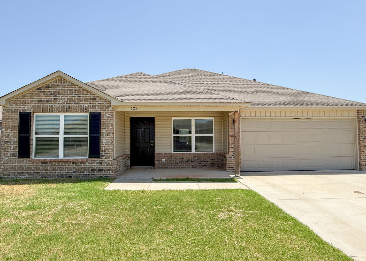4 Bedrooms – photo 1
