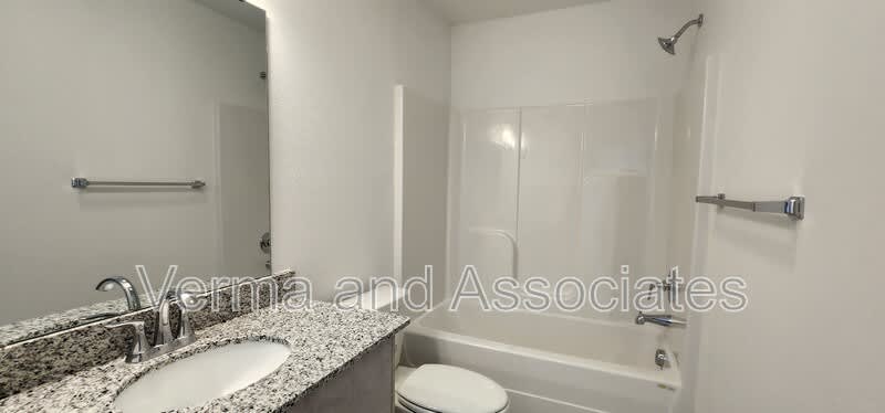 1091 Kentucky Ave – photo 5