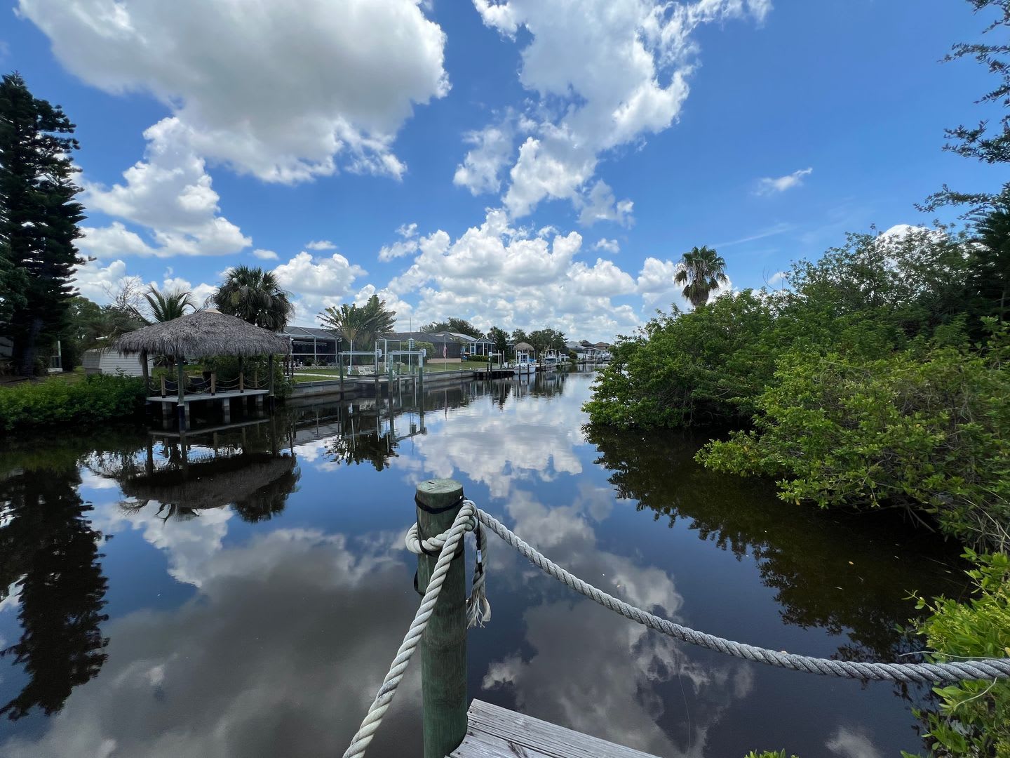 ANNUAL, UNFURNISHED * POOL * CANAL ** AVAIL 9/1/26 * 3 BEDS/2 BATHS * $2,025/month – photo 5