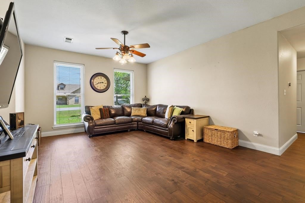 315 Preston Glen – photo 4