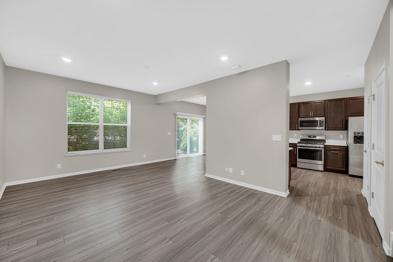 1115 Goldfinch Avenue – photo 5