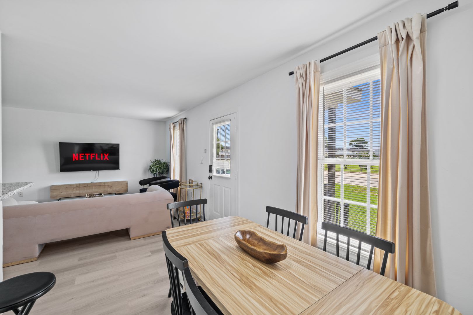 Updated Three Bedroom Home – photo 5