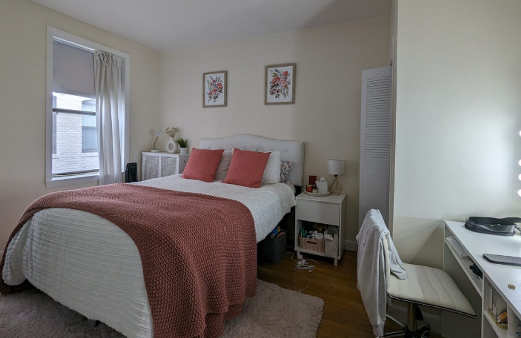 3-Bed with 1.5 Bath * Packard's Corner * – photo 4