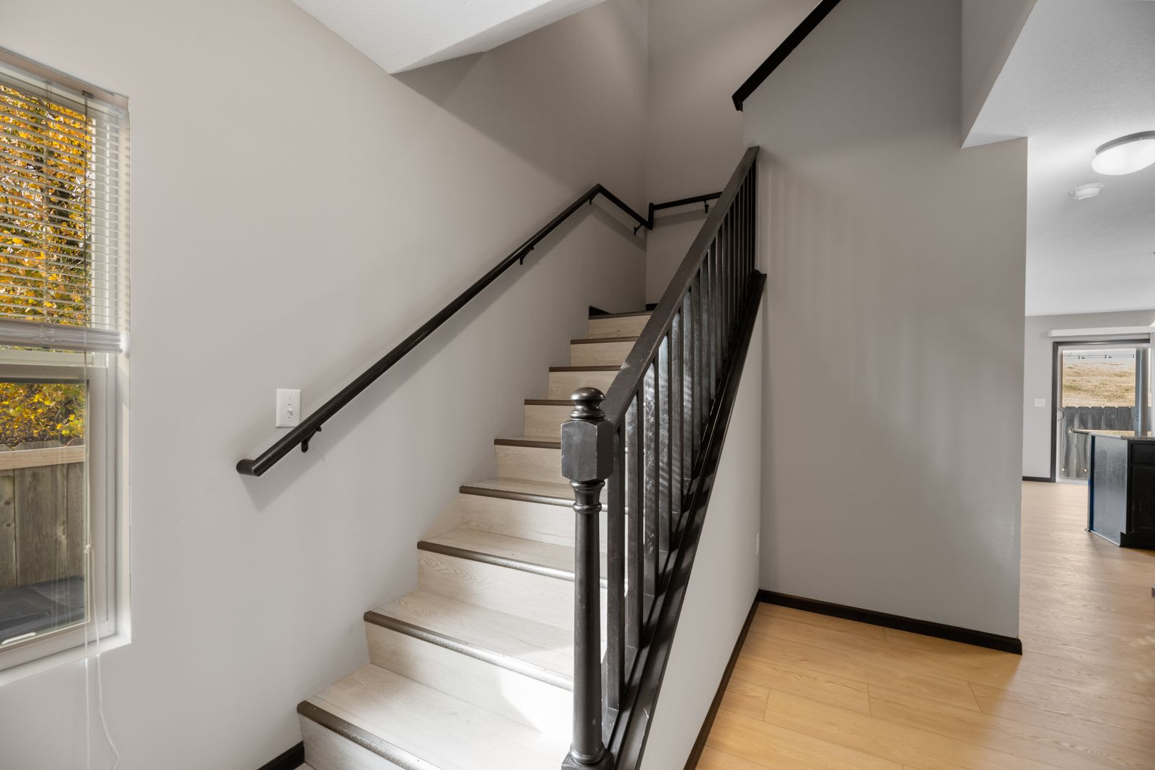 1629 Fairmount – photo 3