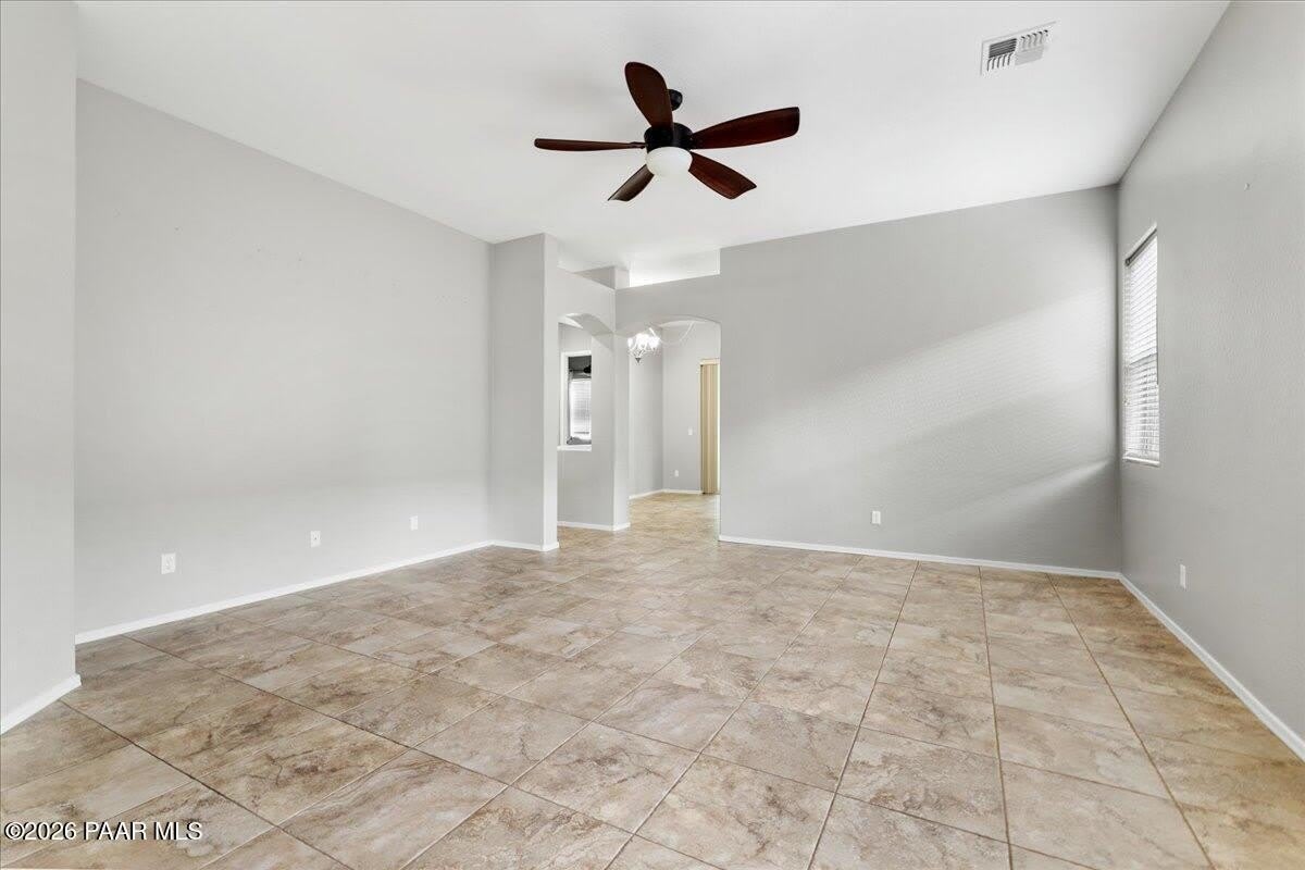 4628 N Salem Place – photo 5