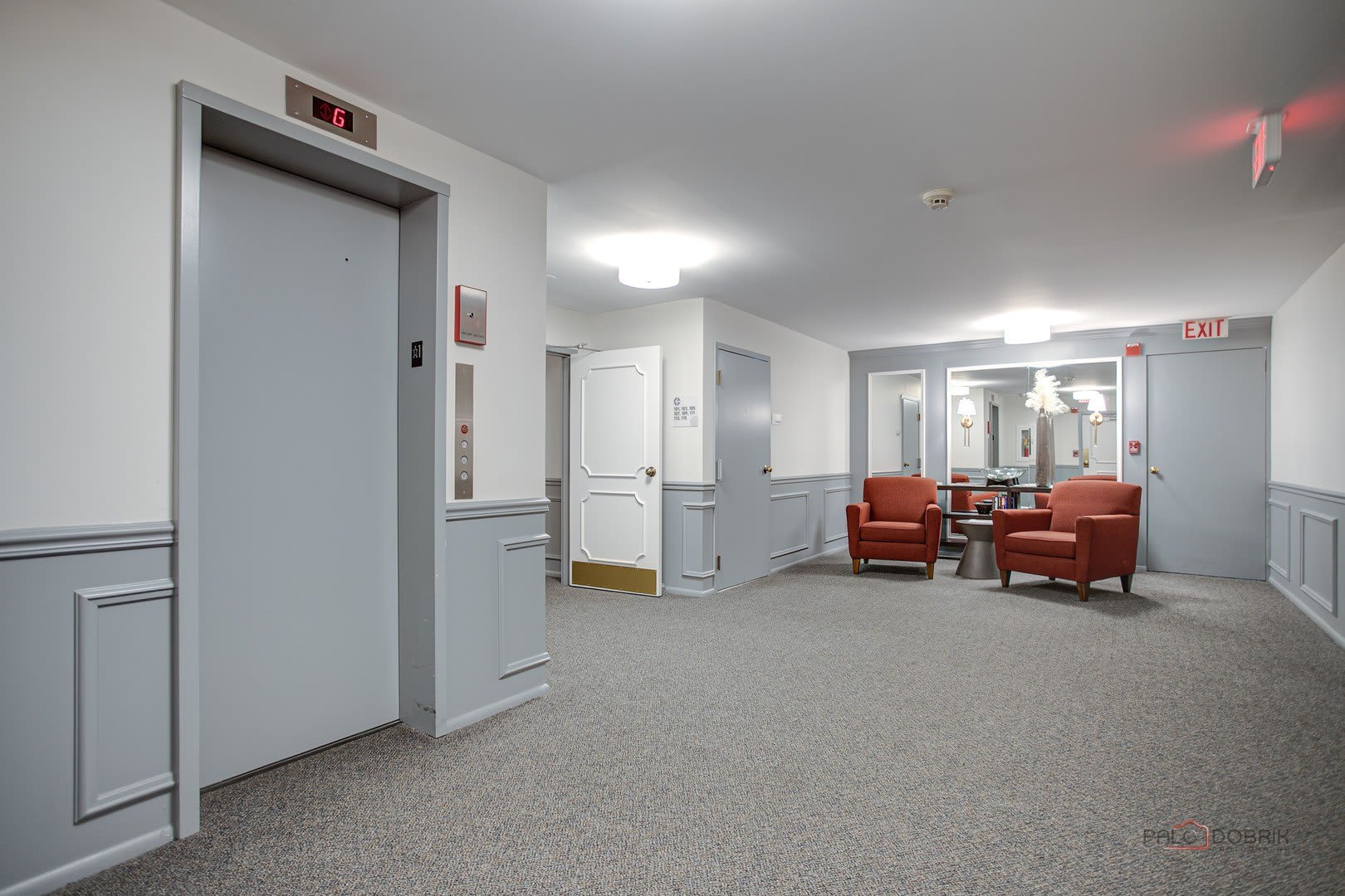 1220 Park Avenue W – photo 5