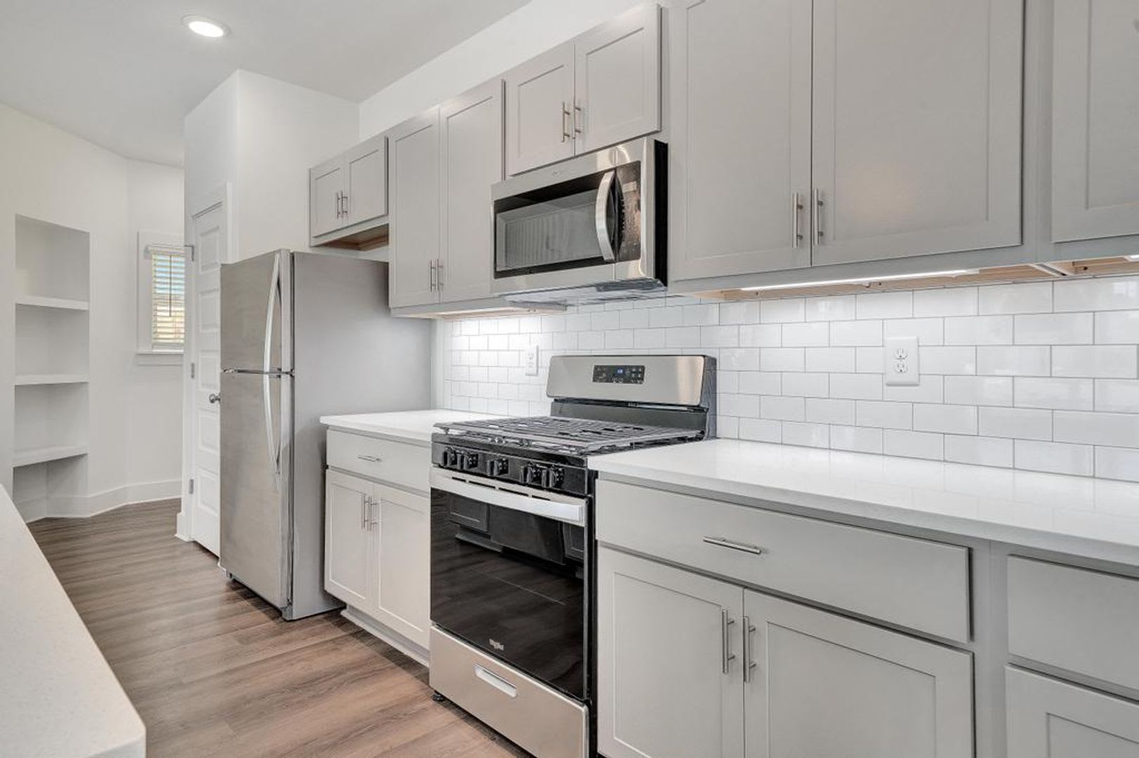 2 Bedroom with Bonus Office! – photo 3