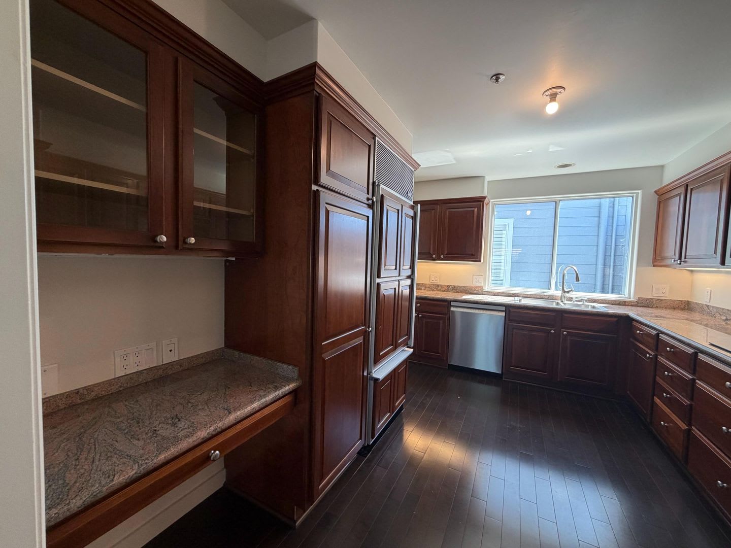Luxury Pacific Heights 3BD/2.5BA with Private Rooftop Deck – photo 3