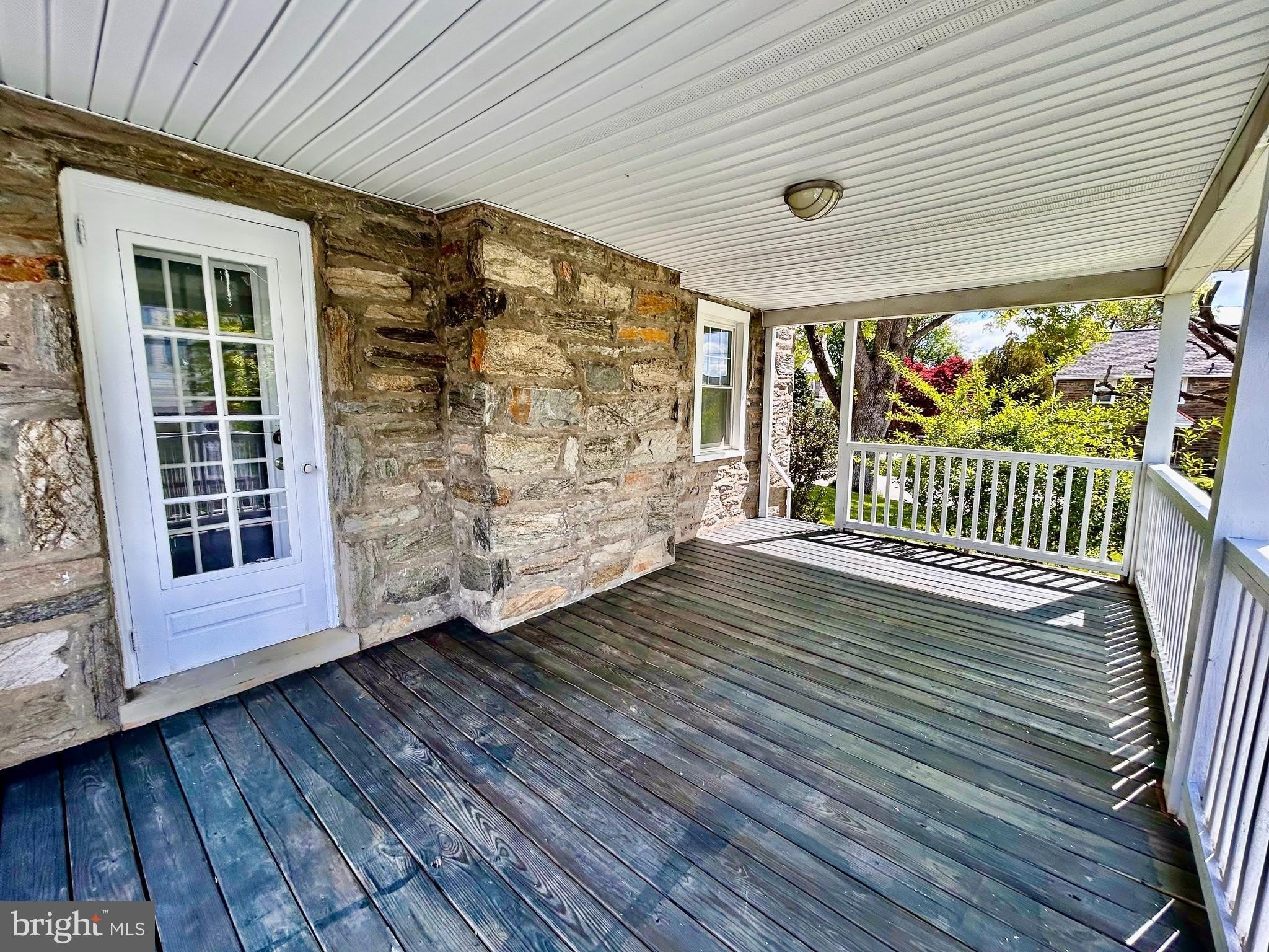 56 N NEW ARDMORE Avenue – photo 4