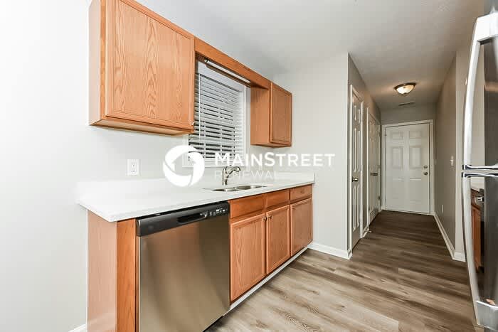8198 Sterling Lane – photo 5