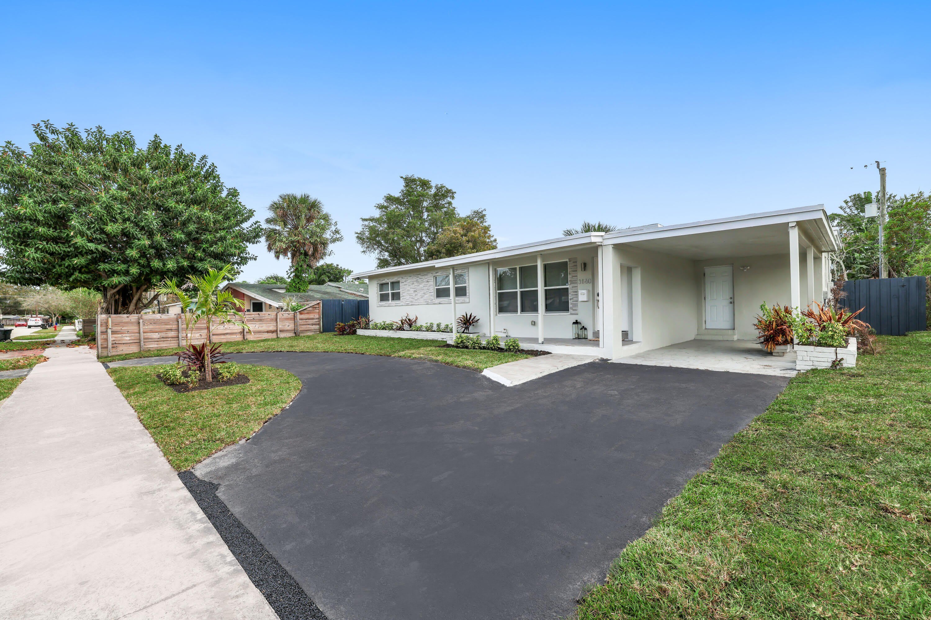 3160 SW 20th Court – photo 1