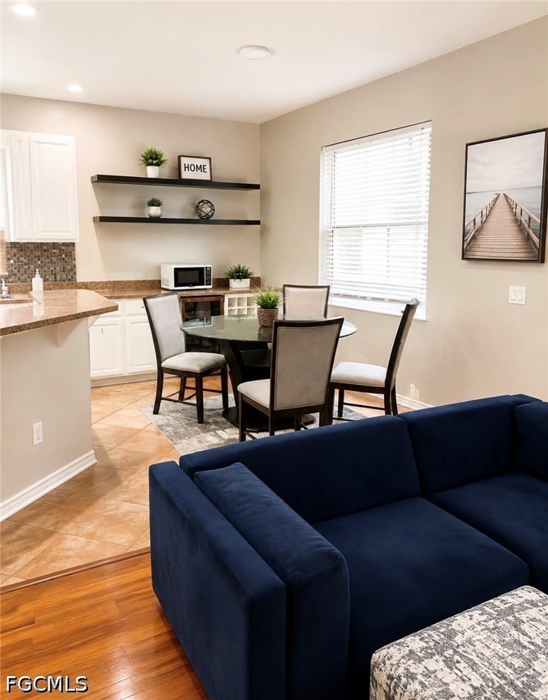 321 Shadow Lakes Drive – photo 5