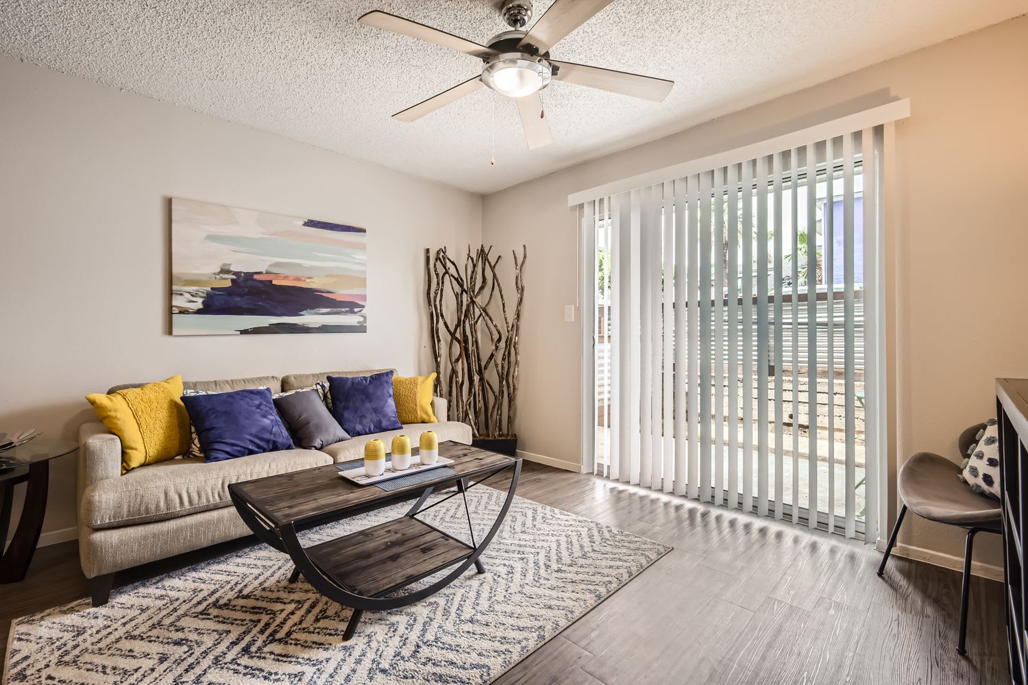 Element Austin Apartments – photo 5