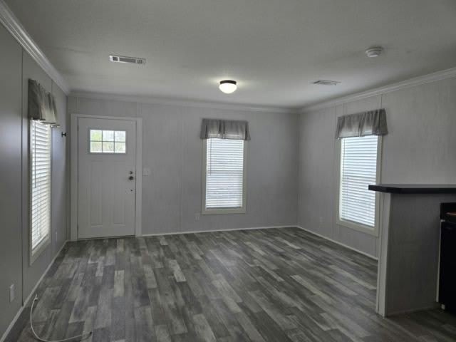 3301 58th Avenue N – photo 3