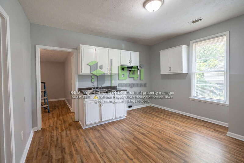 560 Radcliff Avenue – photo 5