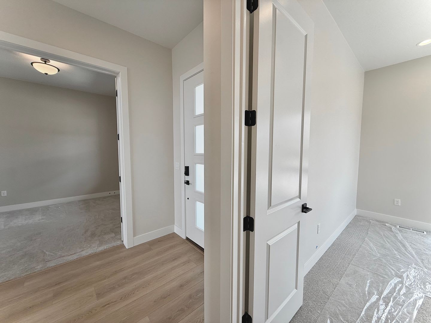 Brand-New Luxury Rental – photo 5