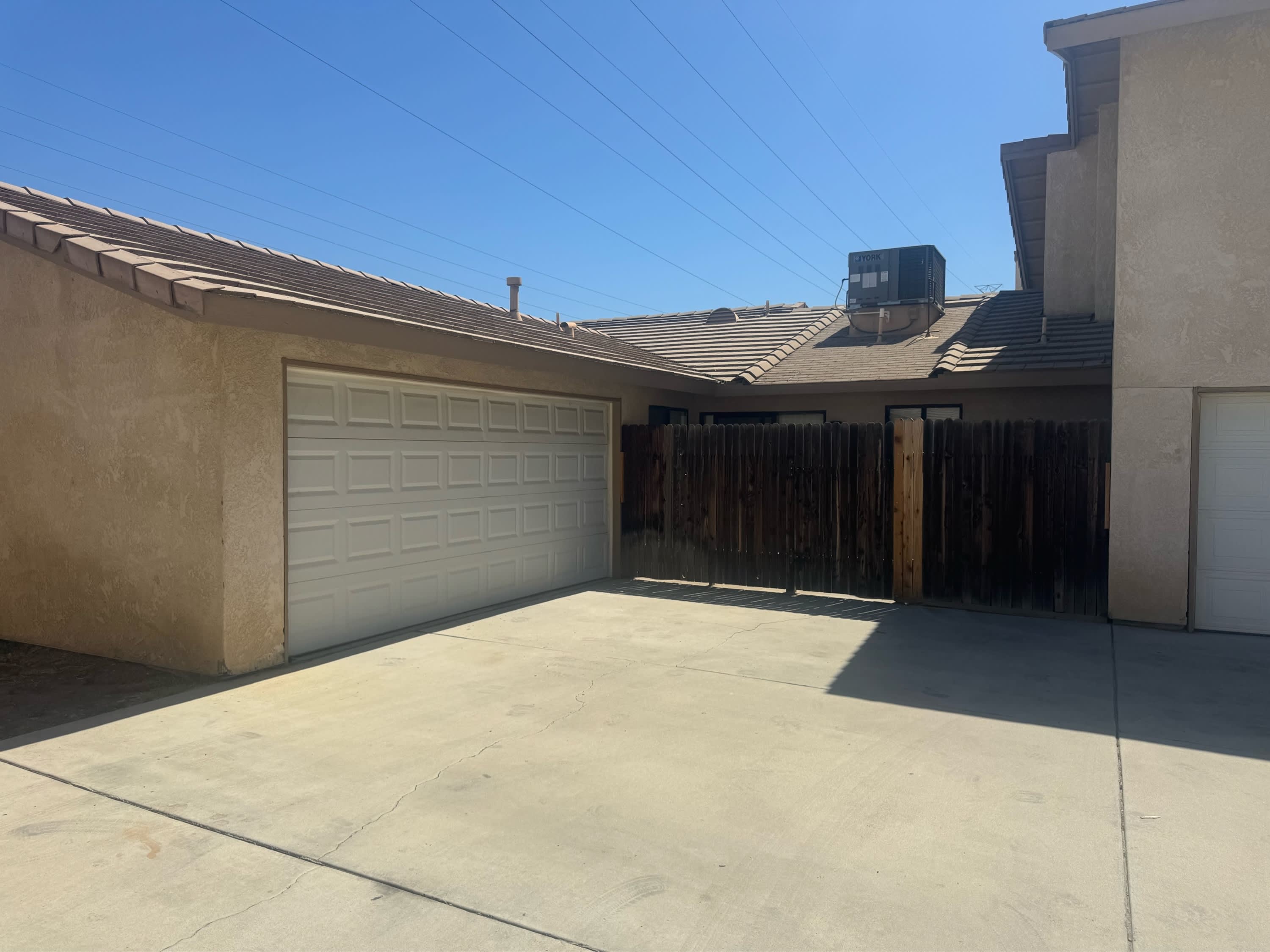 8200 Laborough Drive – photo 4