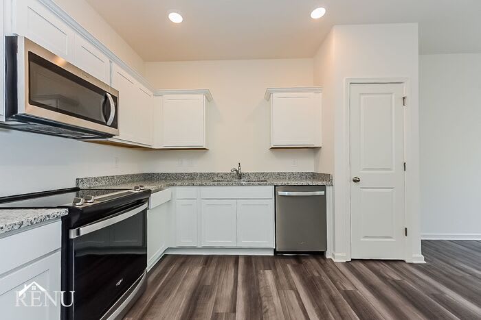 3106 Calcutta Street – photo 5