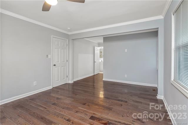 1032 Holland Ave – photo 3