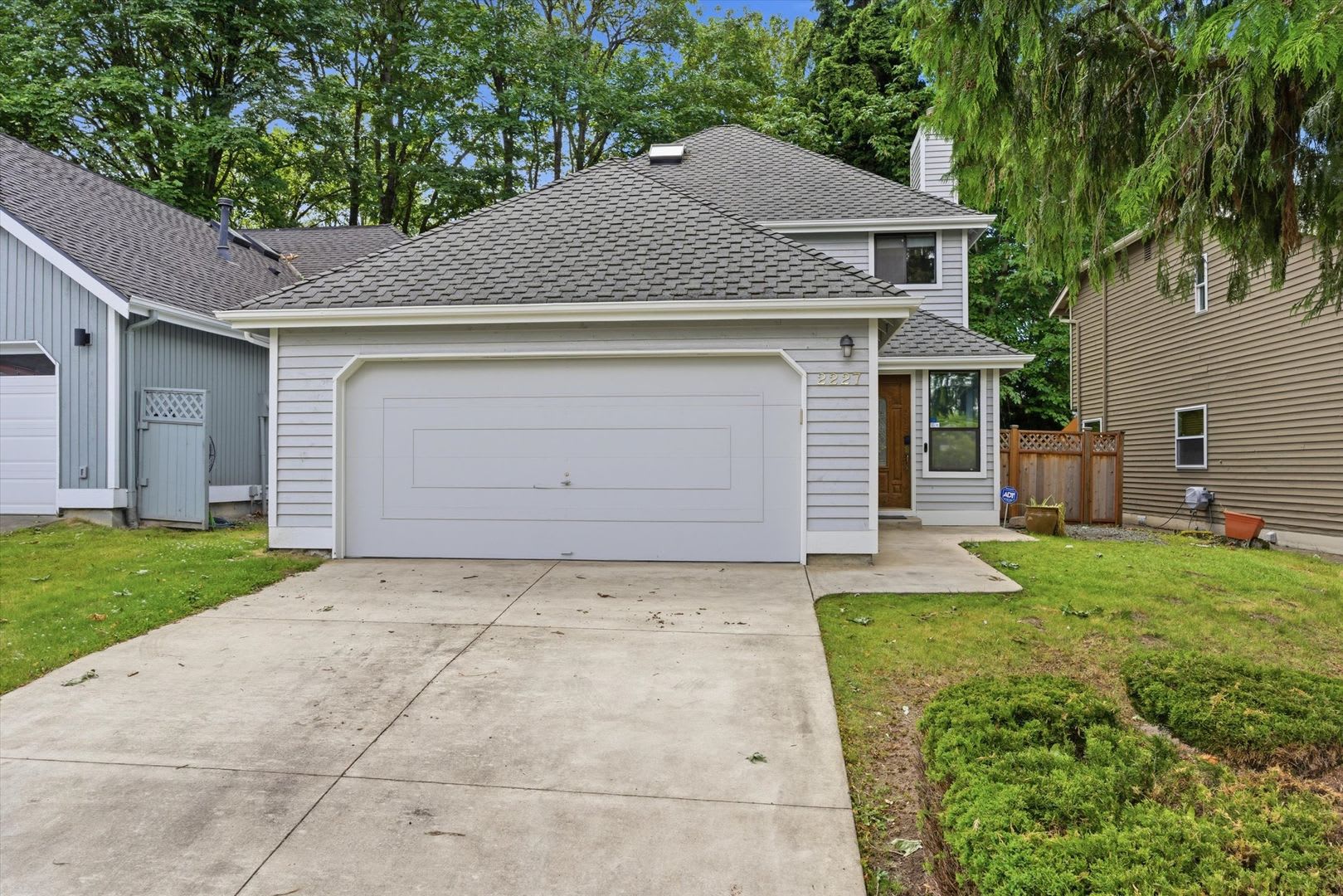 Gated Community Home – photo 2