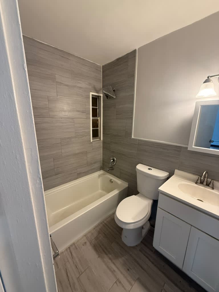 821 Central Ave – photo 4