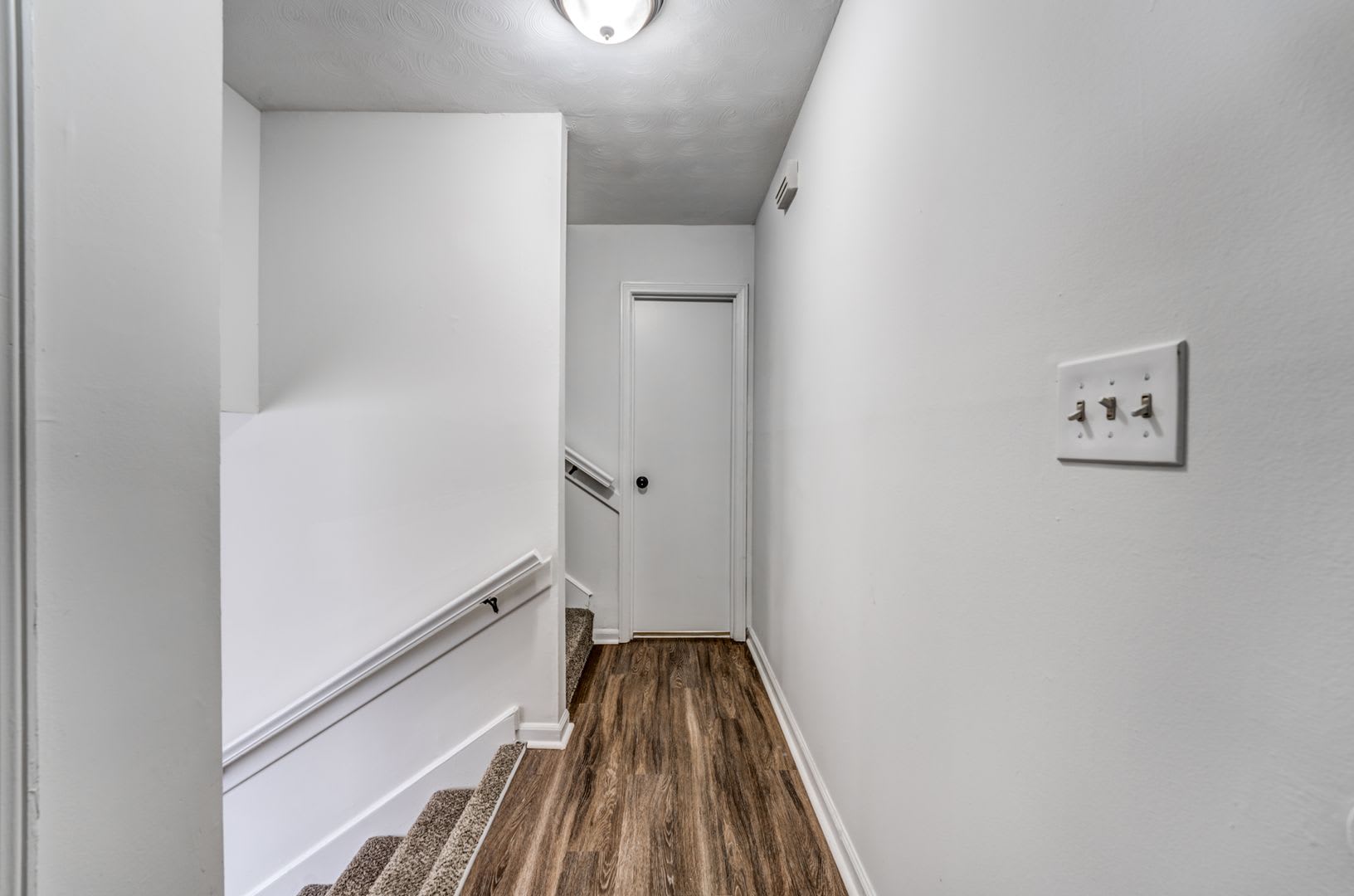 3240 Debby St – photo 4