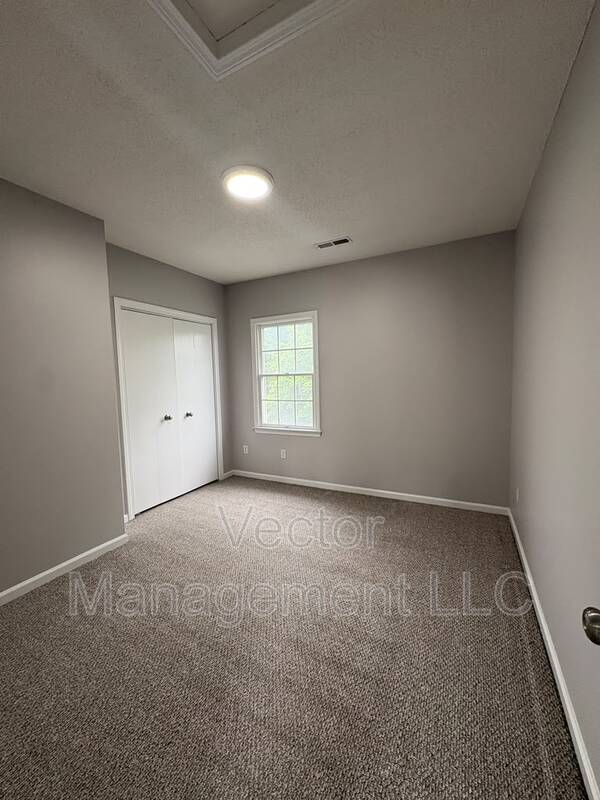 2842 Dixwell Avenue D – photo 4