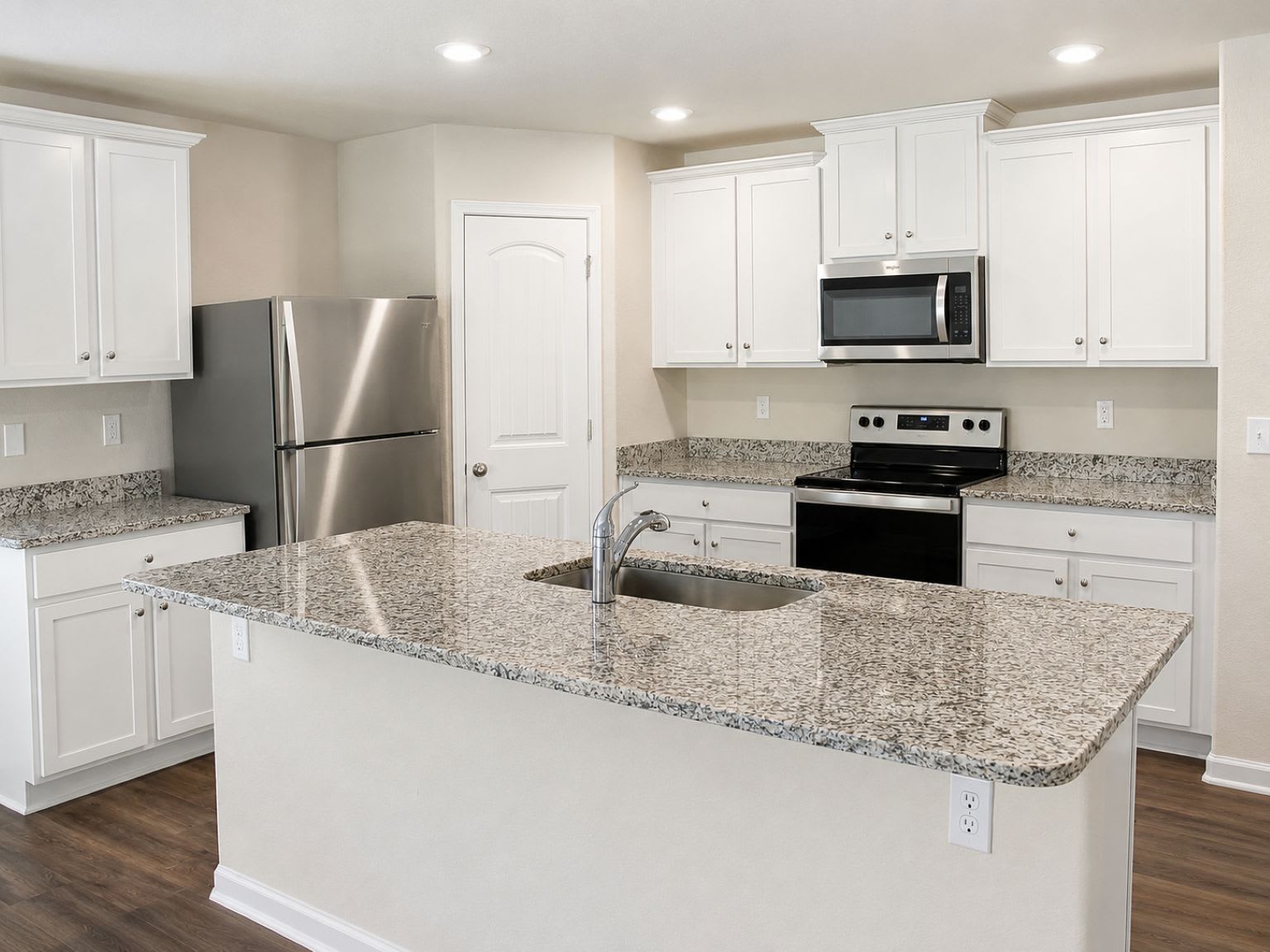 9201 Creedmore Hills Drive – photo 5