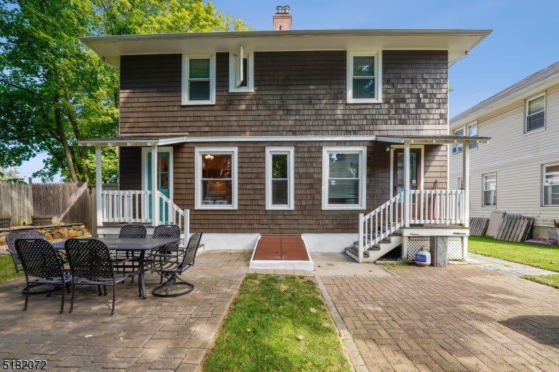 8 Oak Grove Rd – photo 3