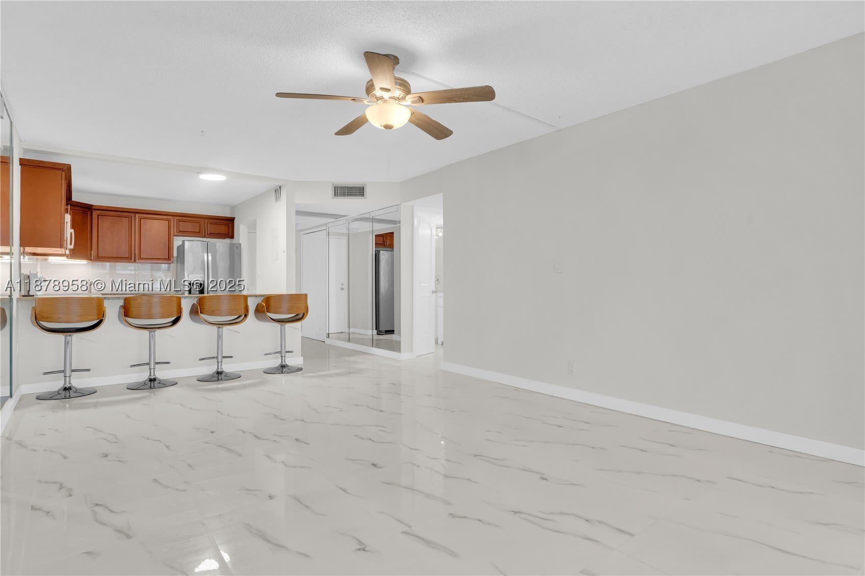 9355 Sw 8Th St – photo 4