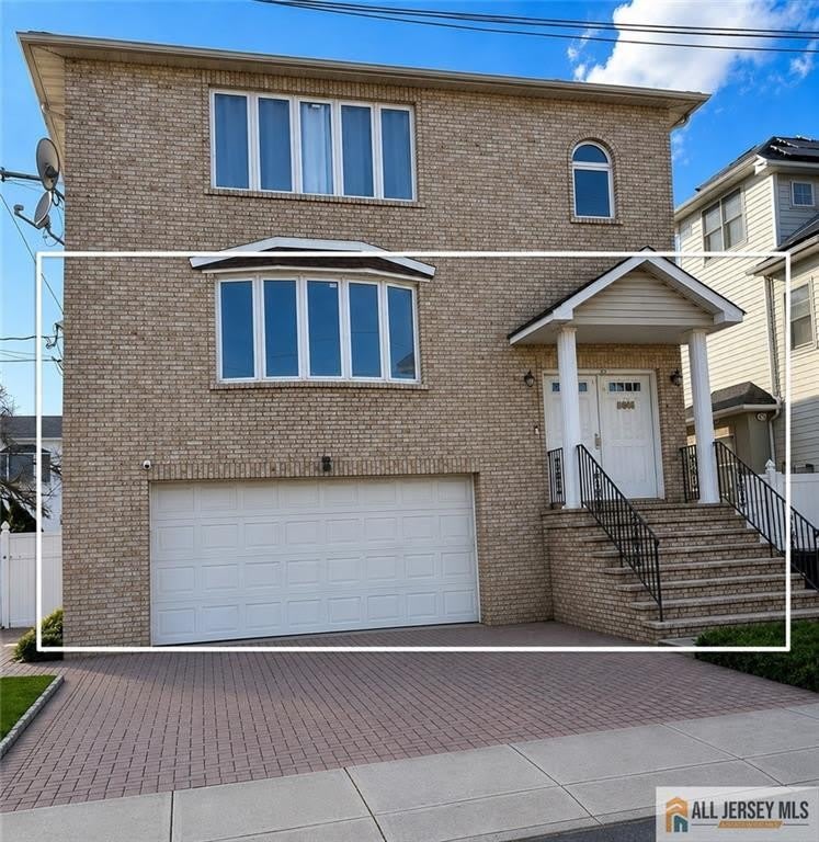 217 Van Buren Street – photo 1