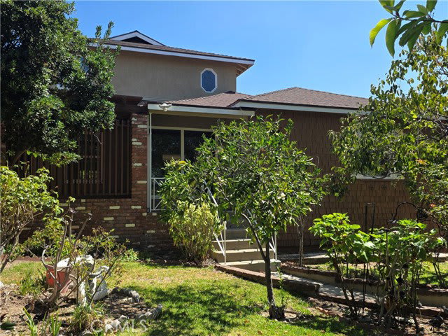 3255 Henrietta Avenue – photo 1