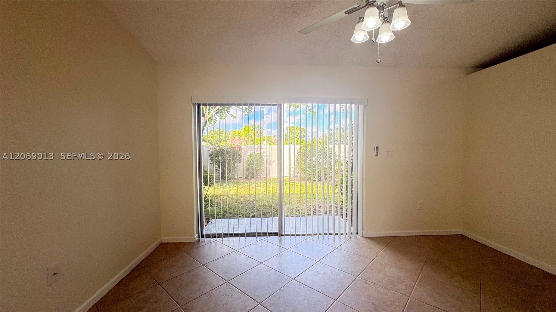 821 W Beckley Sq – photo 4