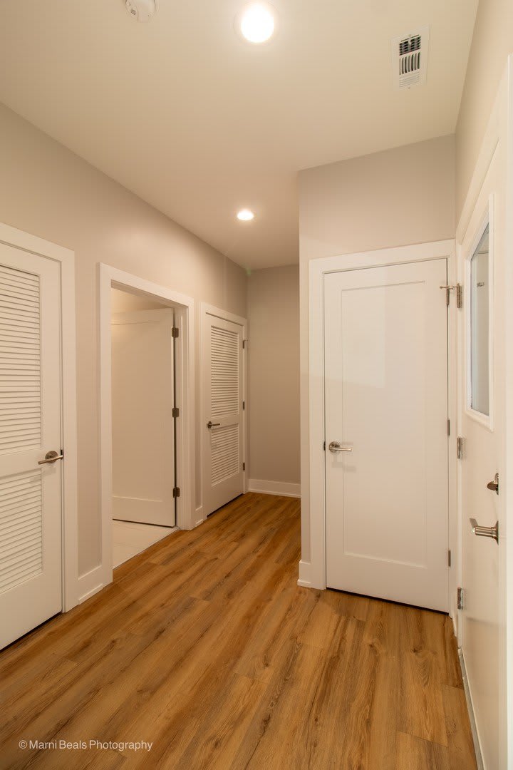 6749 S Langley Avenue – photo 2