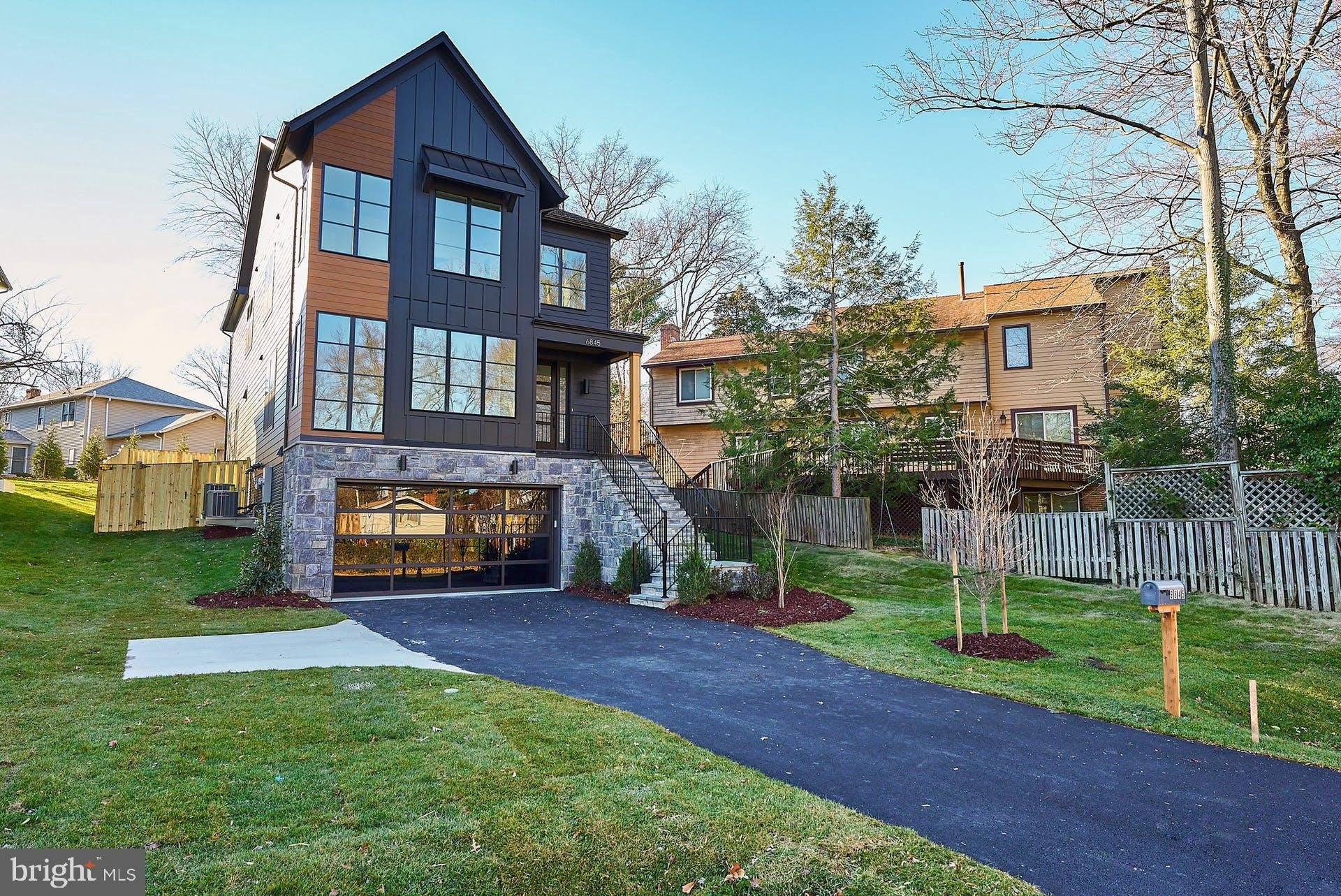 6845 CHURCHILL Road – photo 3