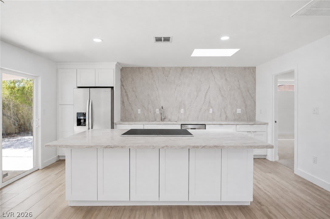 1300 Canosa Avenue – photo 4