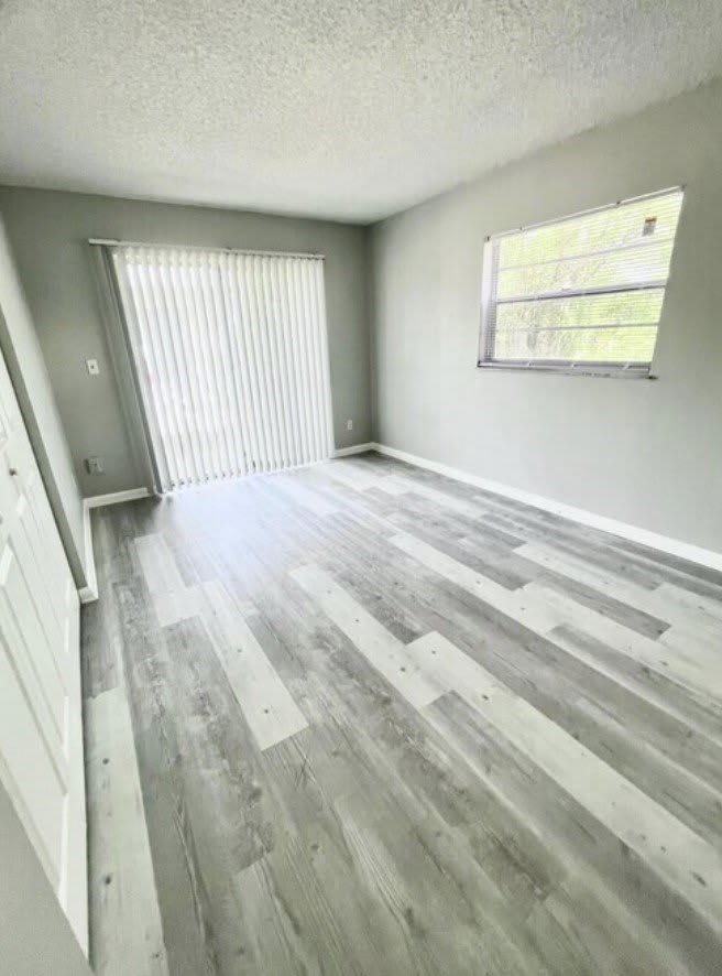 1476 40Th Avenue – photo 4