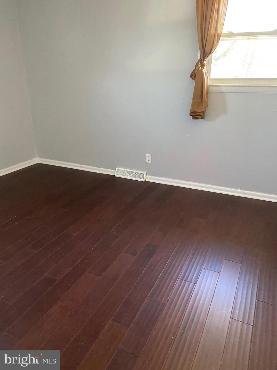 1883 S DUPONT Highway – photo 5