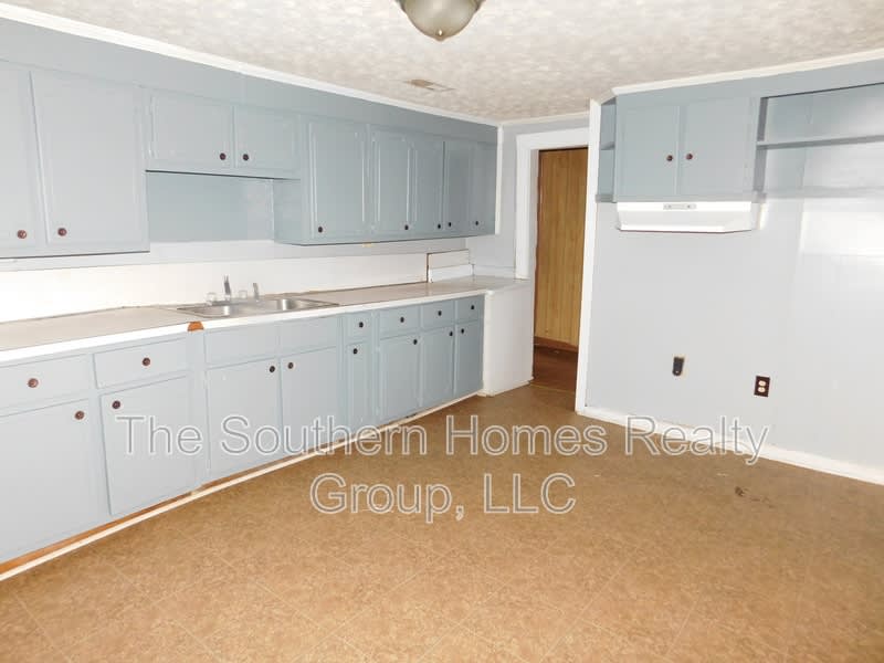 1213 Broad Street – photo 5