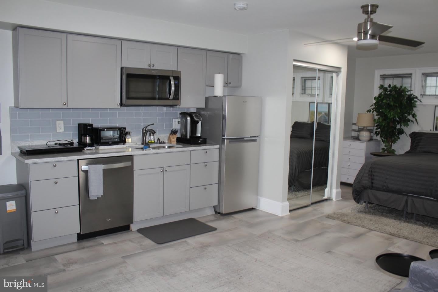7703 NEWCASTLE DR – photo 2