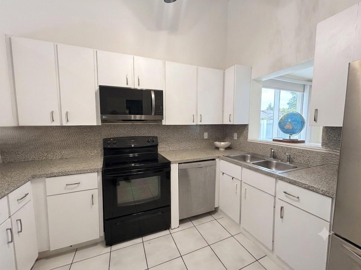 14401 Southwest 114th Street – photo 5