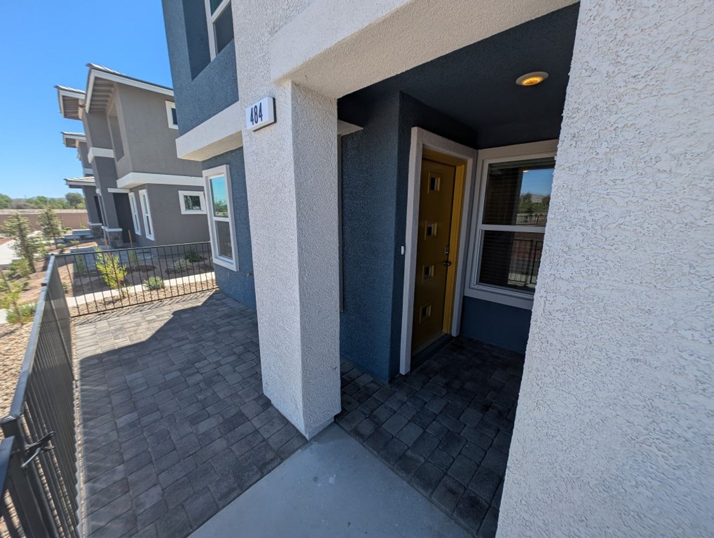 484 GOLDEN MYNA AVE – photo 3