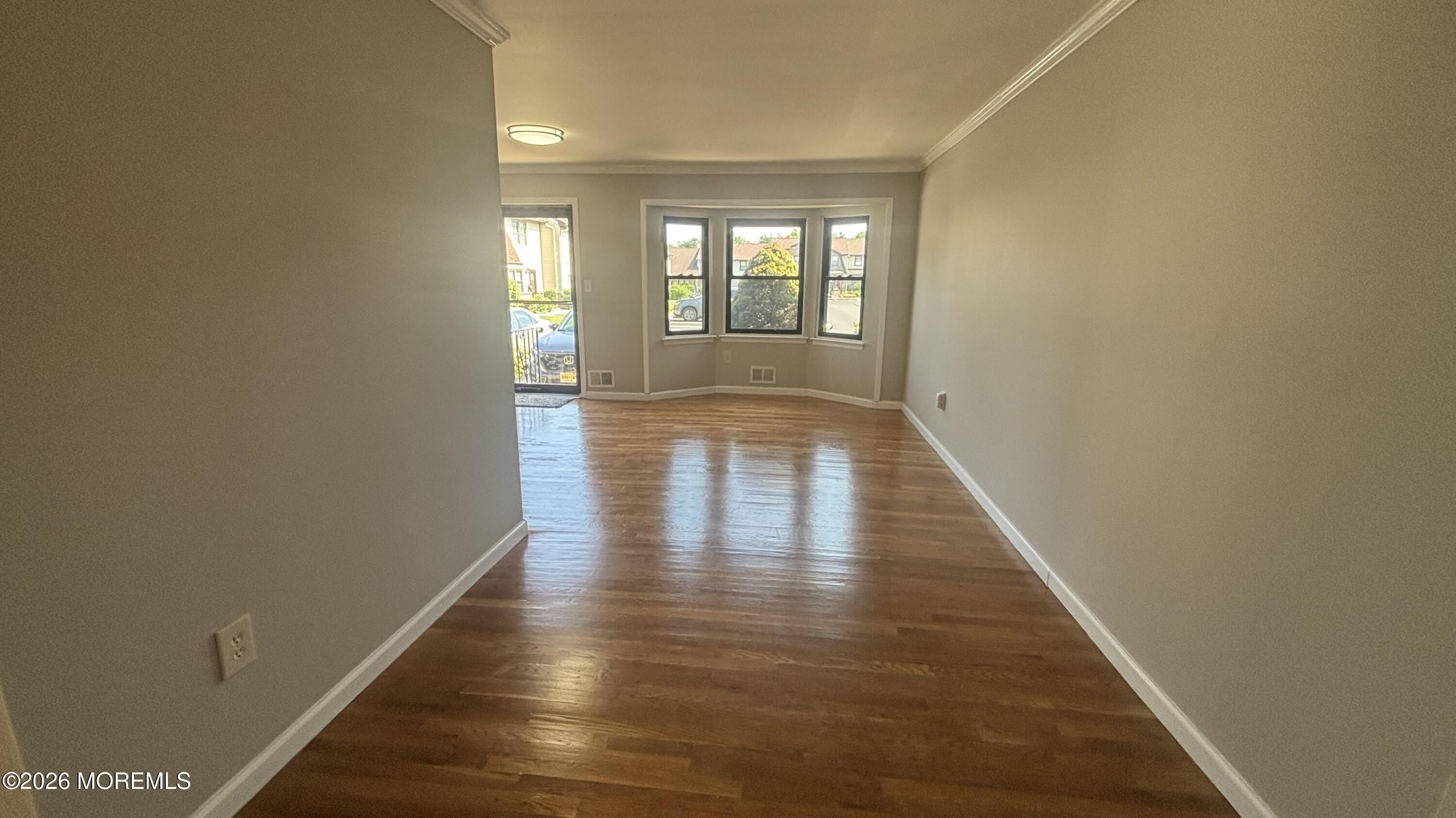 41 Village Green Way – photo 4