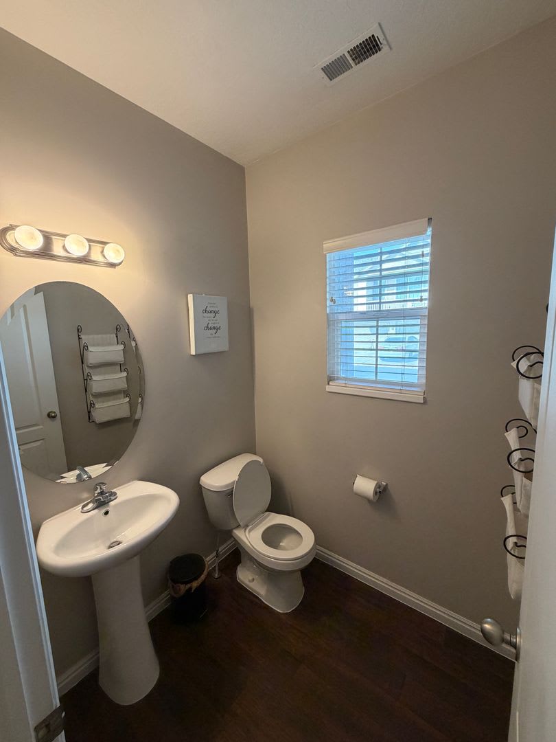 Beautiful 3 Bedroom Home In North Salt Lake – photo 5