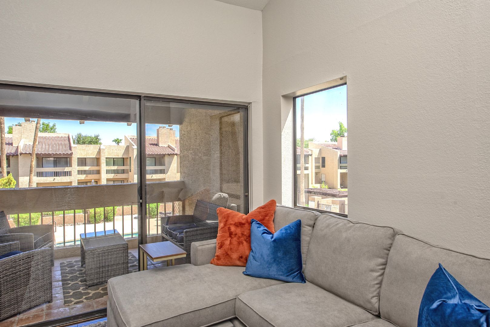 Rates Vary: $2,495 – photo 5