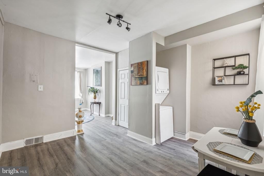 2203 ELLSWORTH STREET – photo 3