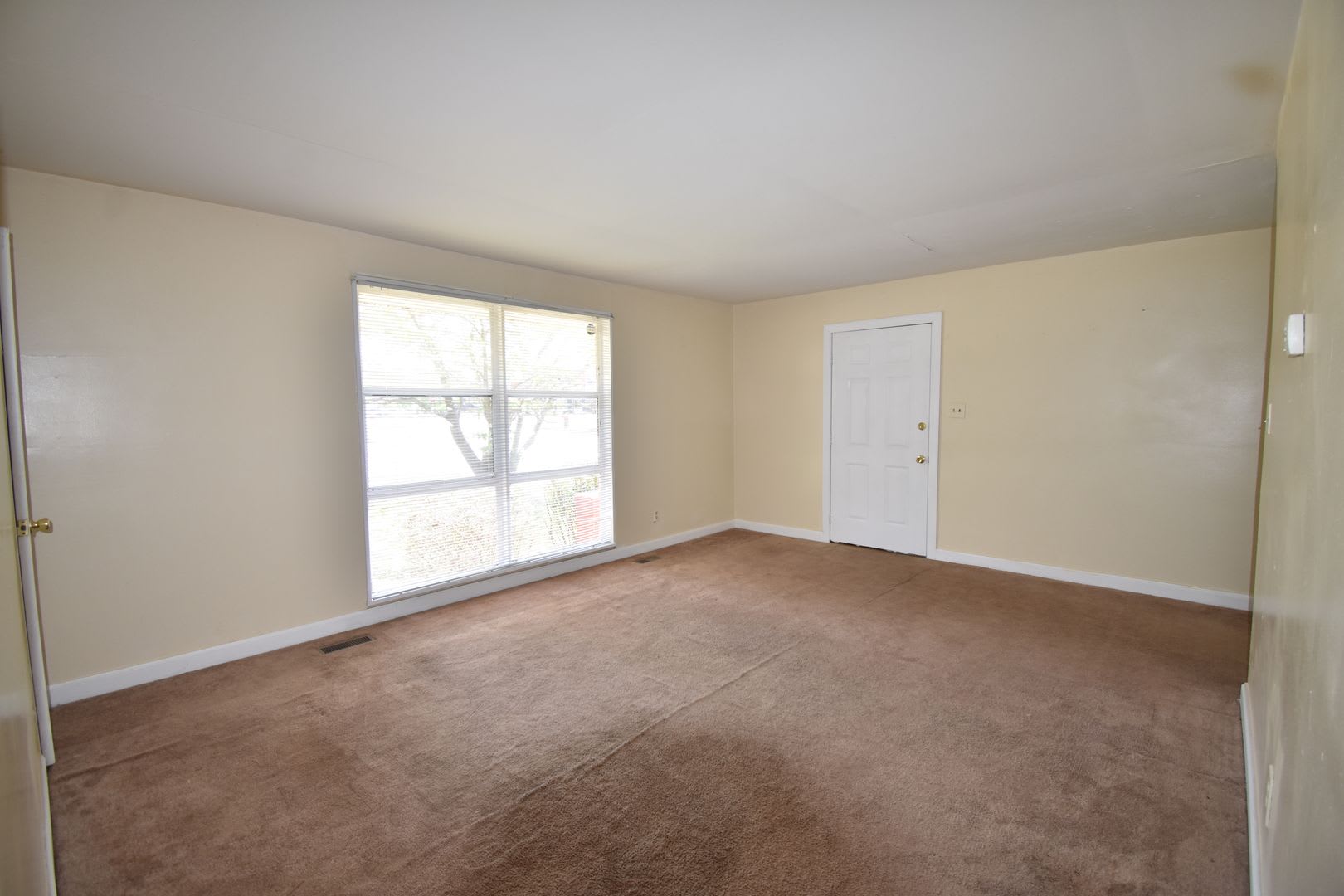 Coming Soon! 2 Bedroom and 1 Bath Home (No Pets) – photo 5