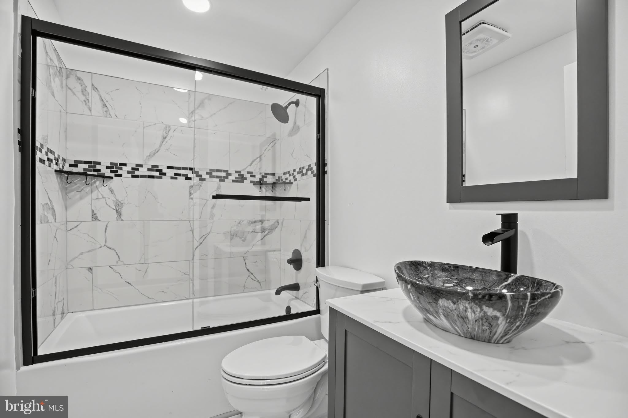6370 RAYMOND AUGUSTUS Place – photo 5