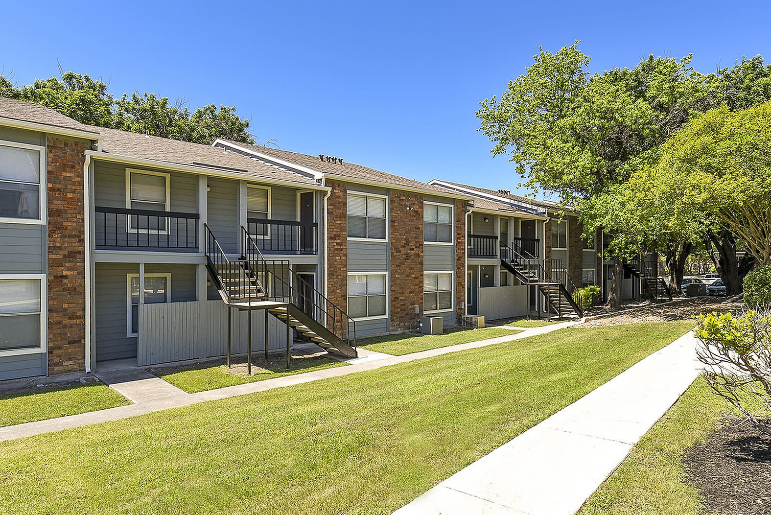 Riverstone Apartments – photo 5