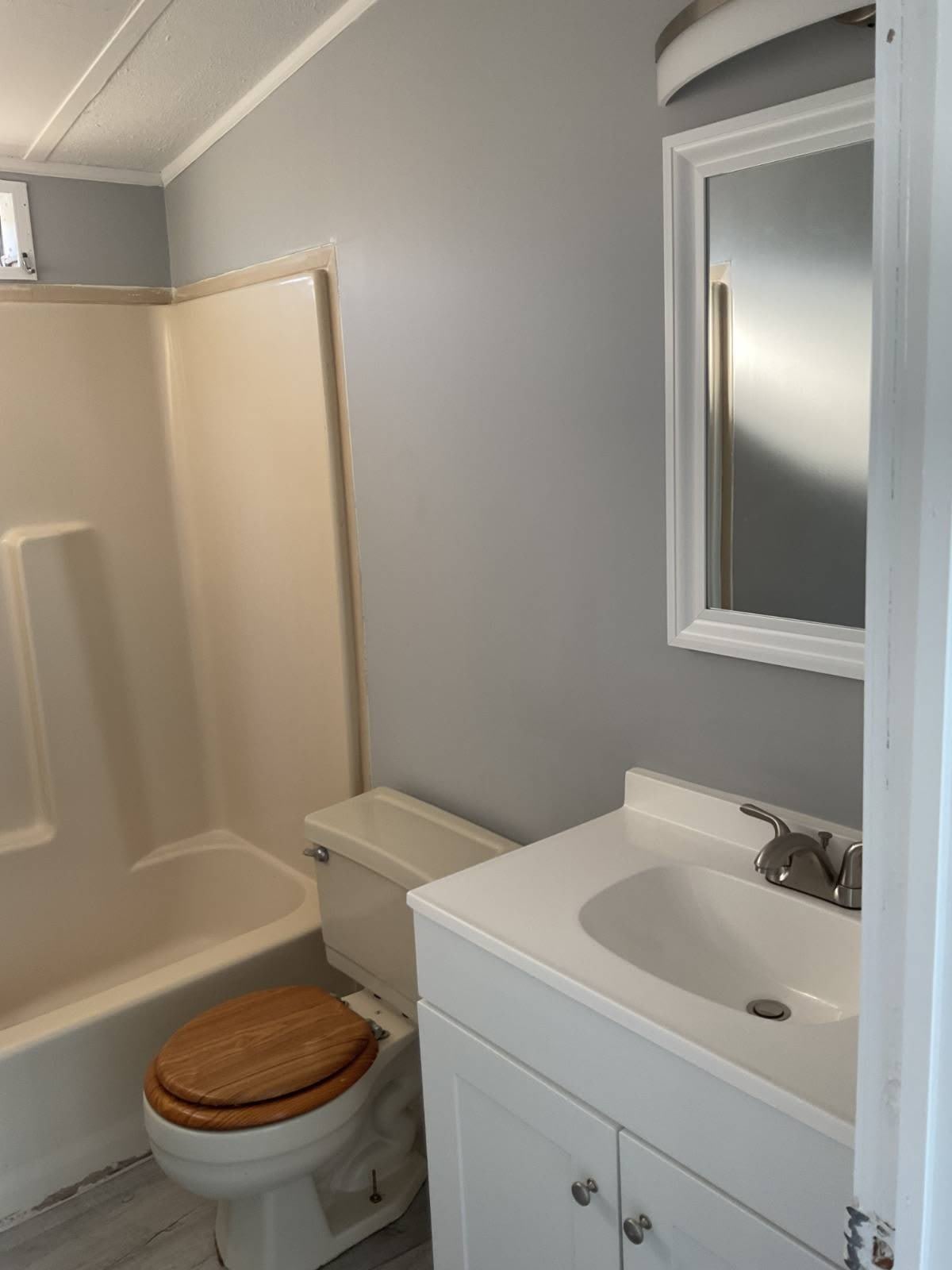 2450 S Ridgewood Ave – photo 4